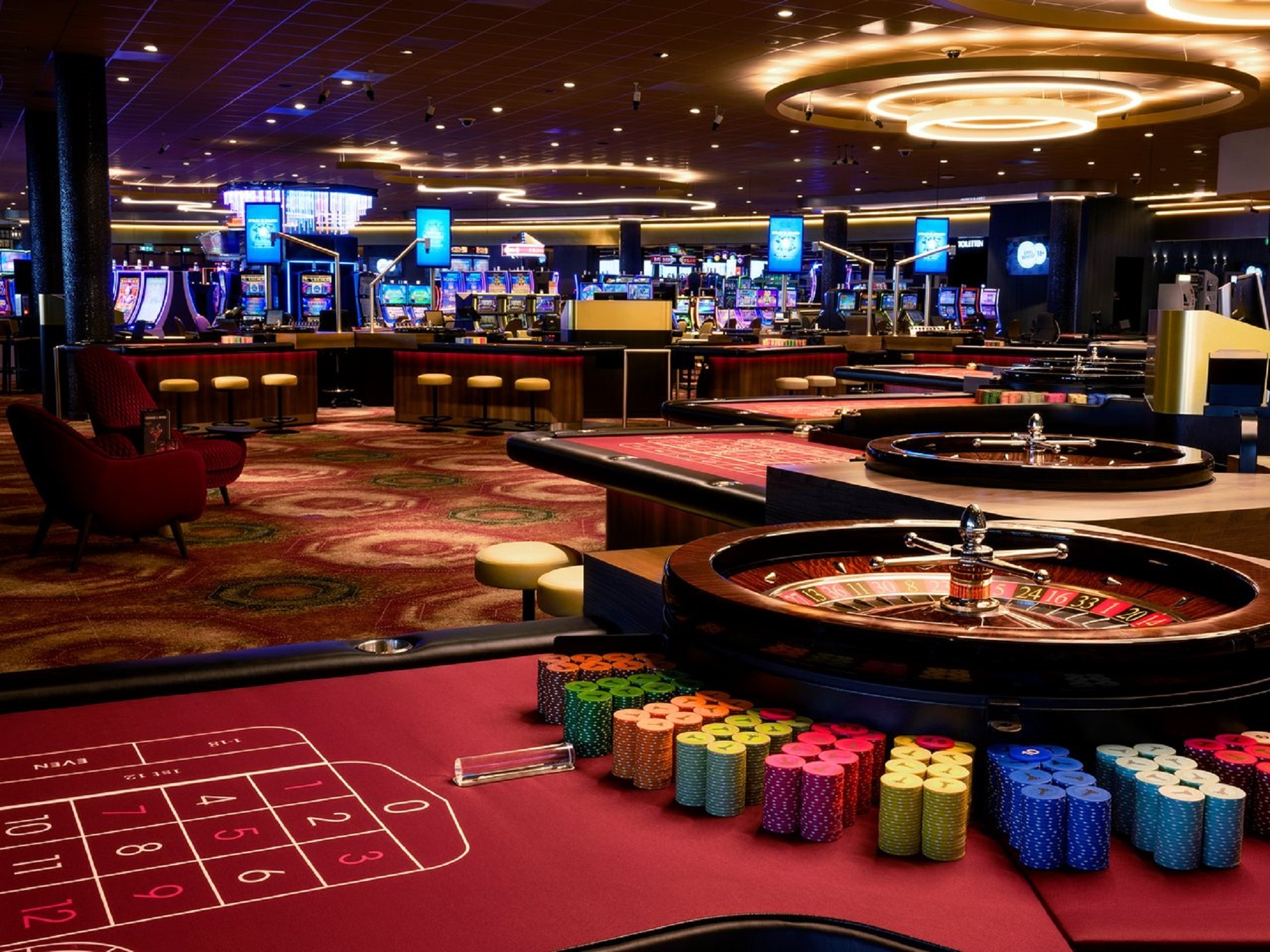 Сайт starda casino stardacasinoopen win. Нидерланды- Холланд казино. Казино «Holland Casino» в Амстердаме. Зал казино. Красивое казино.